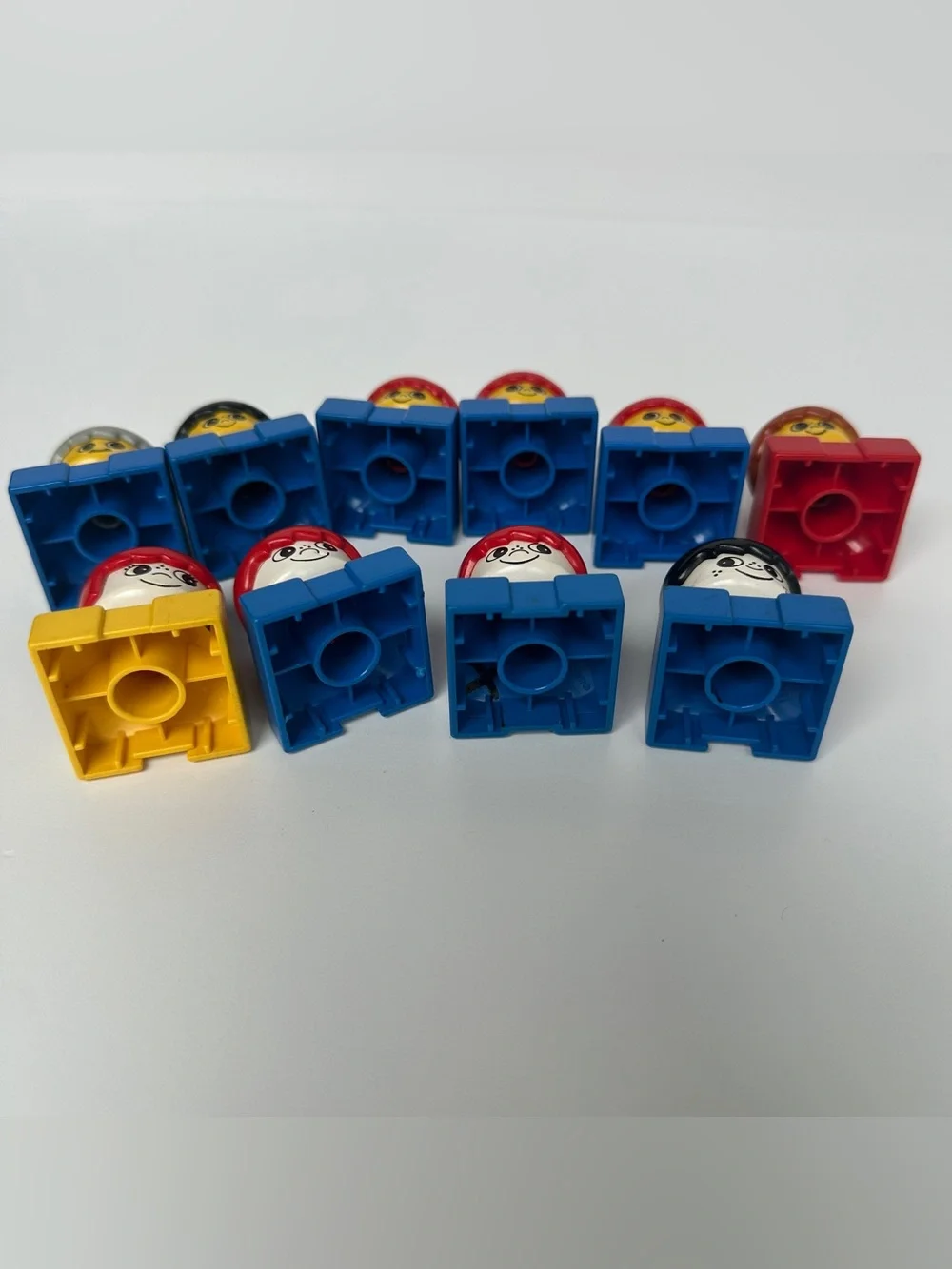 Lot of 10 Vintage DUPLO Lego Figures Block Square Bottom Kids Grandpa - Picture 3 of 3